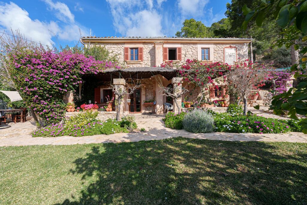 Main image of property: Balearic Islands, Mallorca, S'Arracó