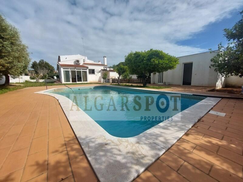 Main image of property: Algarve, Quarteira