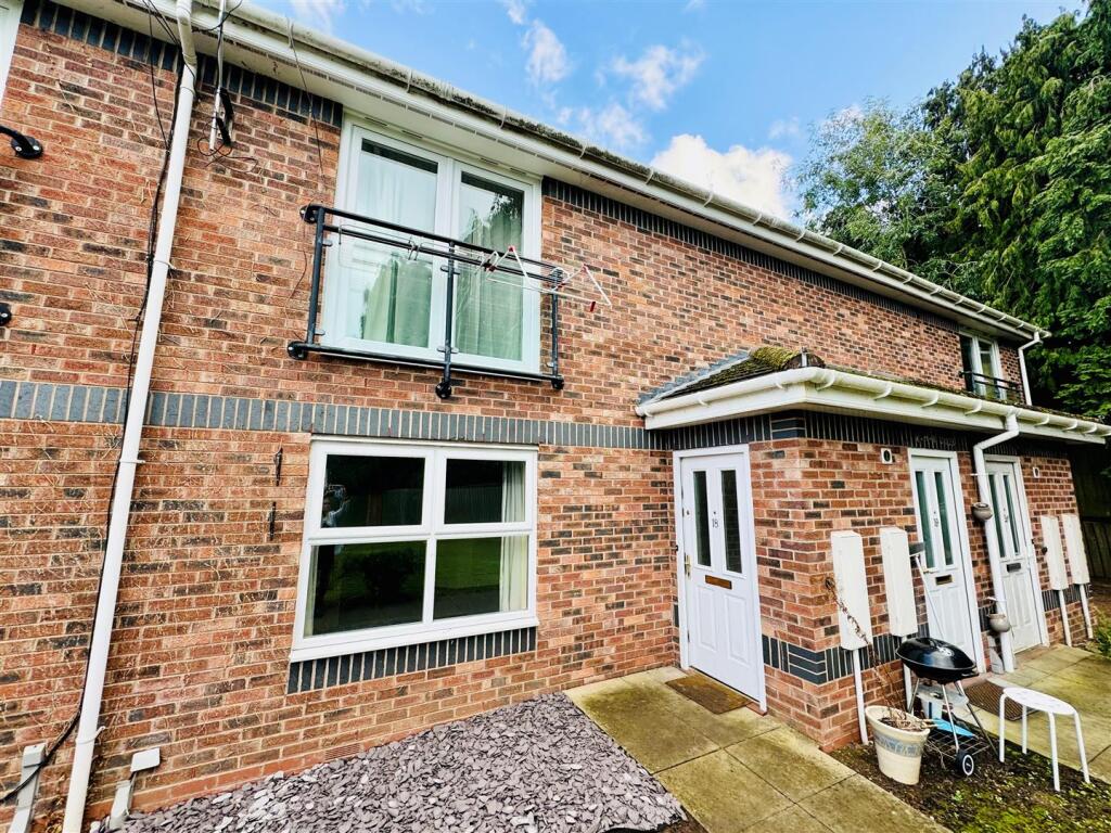 Main image of property: Aspall Close