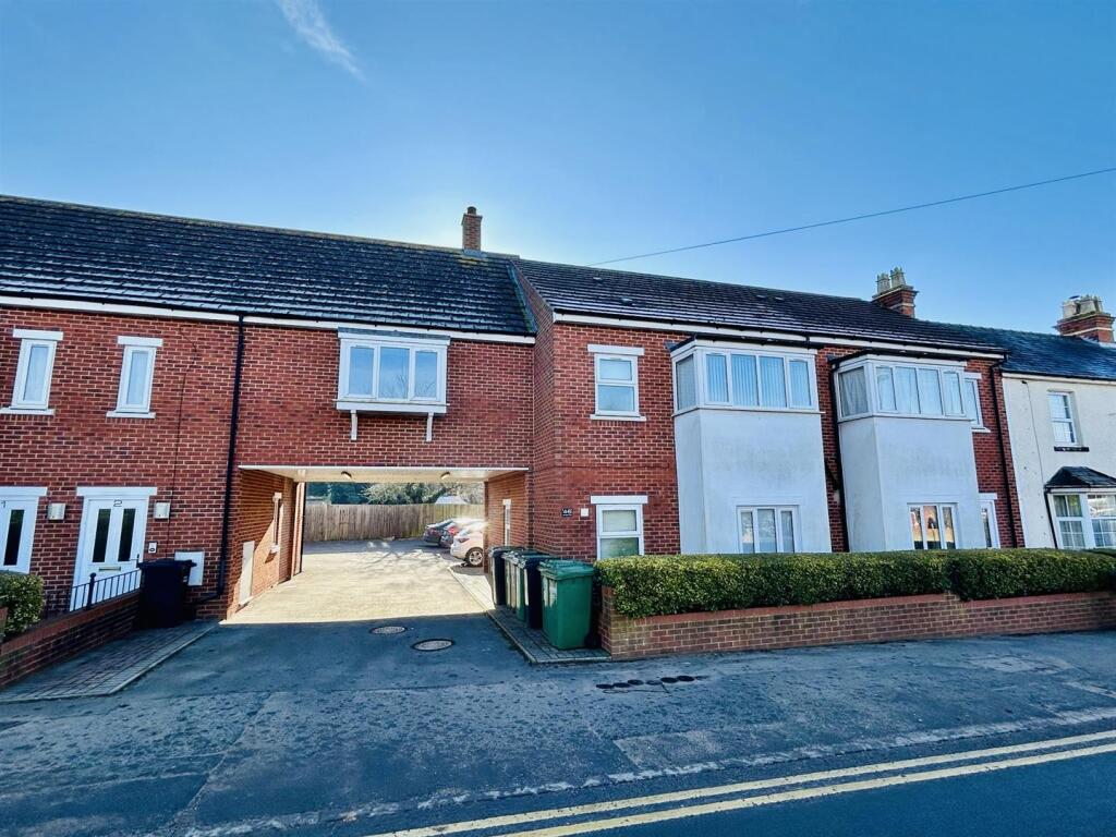 Main image of property: Harvington Mews, Alcester Road