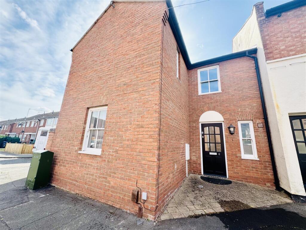 Main image of property: Princes Street, Leamington Spa