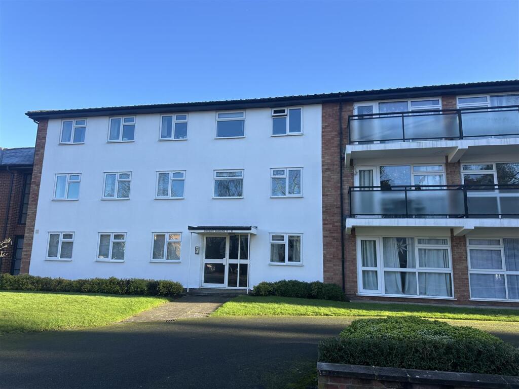 Main image of property: Arlington Avenue, Leamington Spa