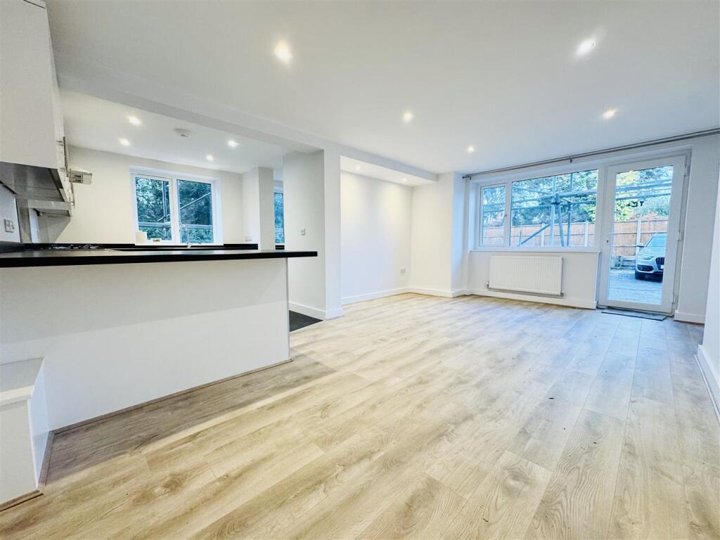 Main image of property: Warwick Court, Solihull