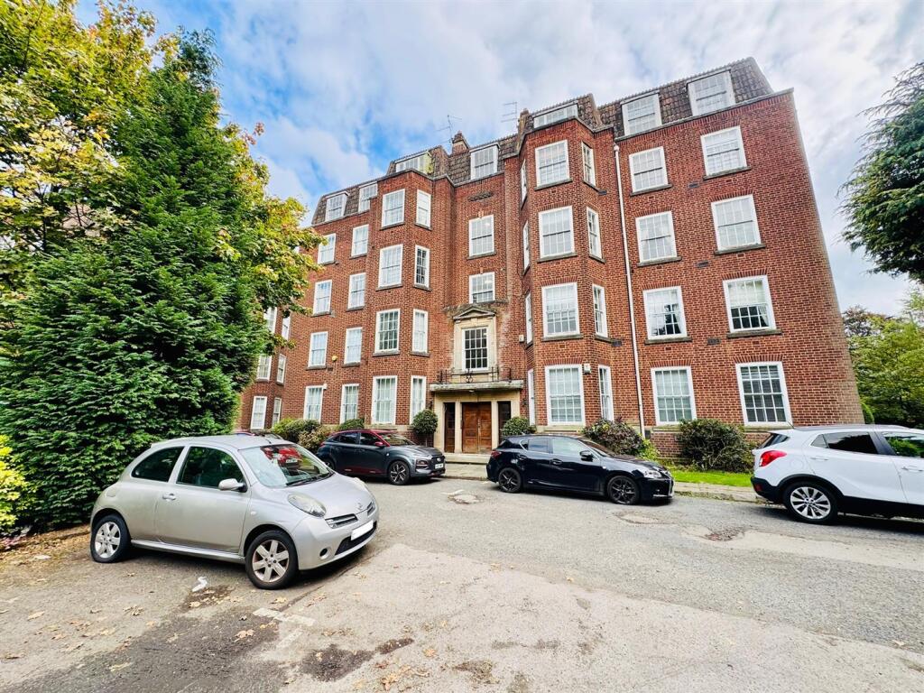 Main image of property: Kenilworth Court, Birmingham