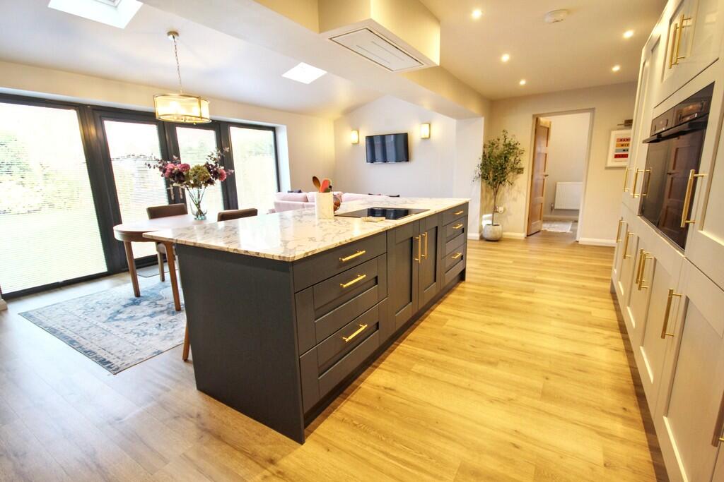 Main image of property: Valley Prospect, Newark