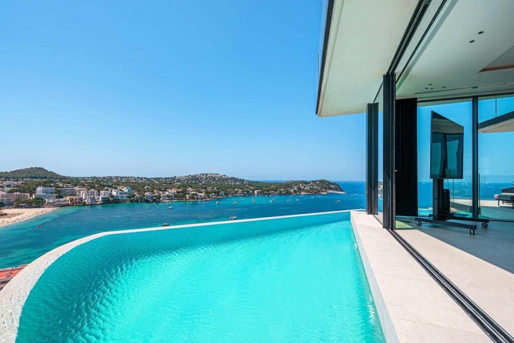 Main image of property: Balearic Islands, Mallorca, Santa Ponsa