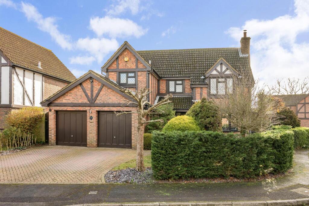 Main image of property: Erica Close, Locks Heath