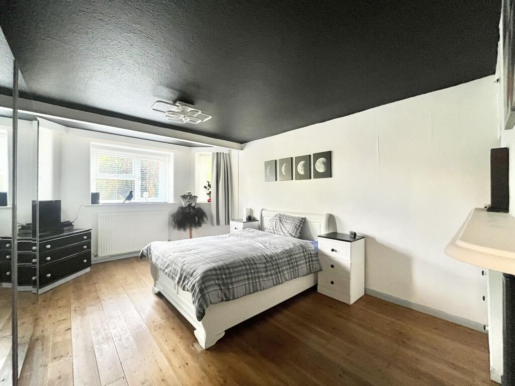 Additional property image - Hendford Hill, Yeovil, Somerset