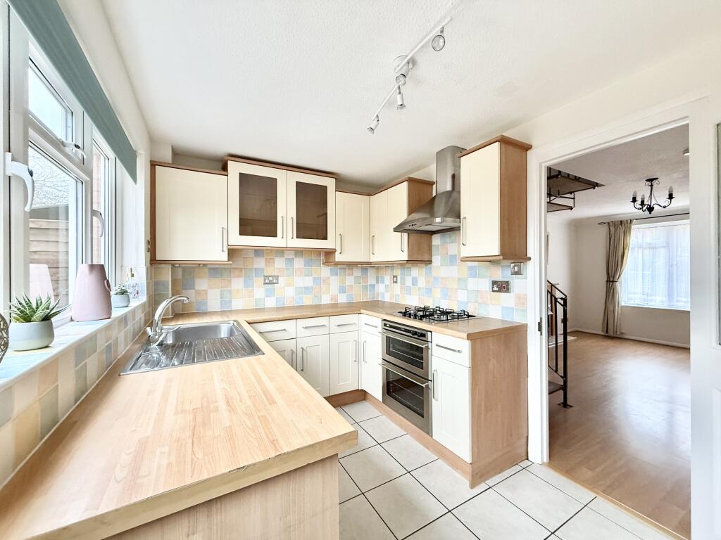 Additional property image - Constable Close, Yeovil, Somerset