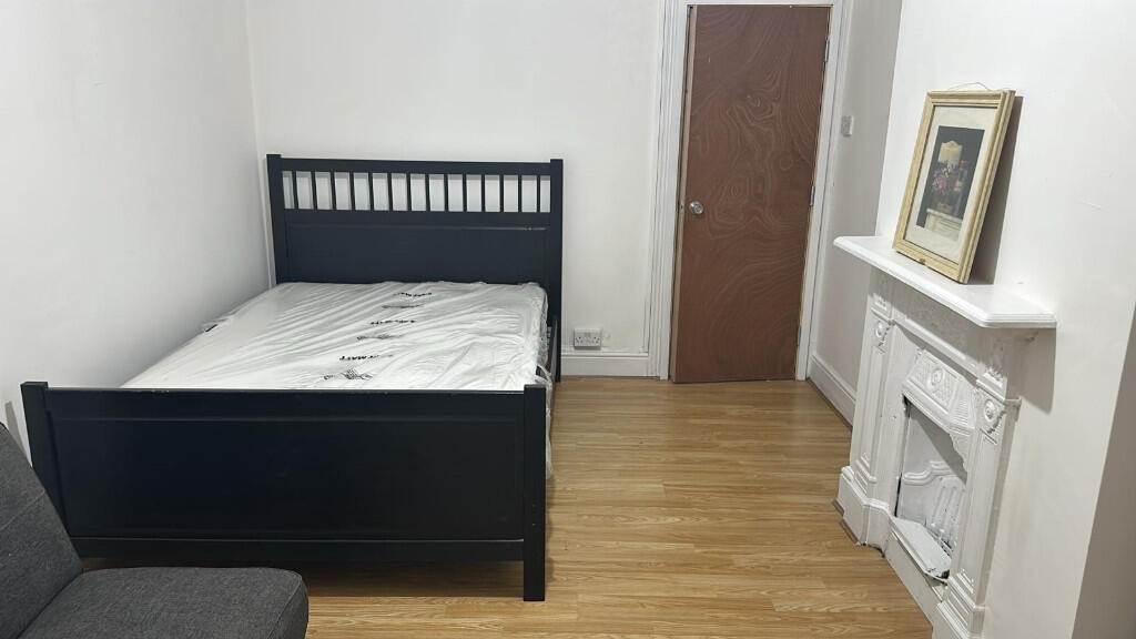 Additional property image - Mackintosh Place, Cardiff(City), CF24