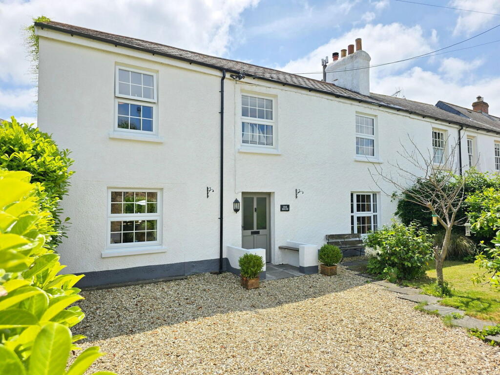 Main image of property: East Street, Devon, EX21 5NL