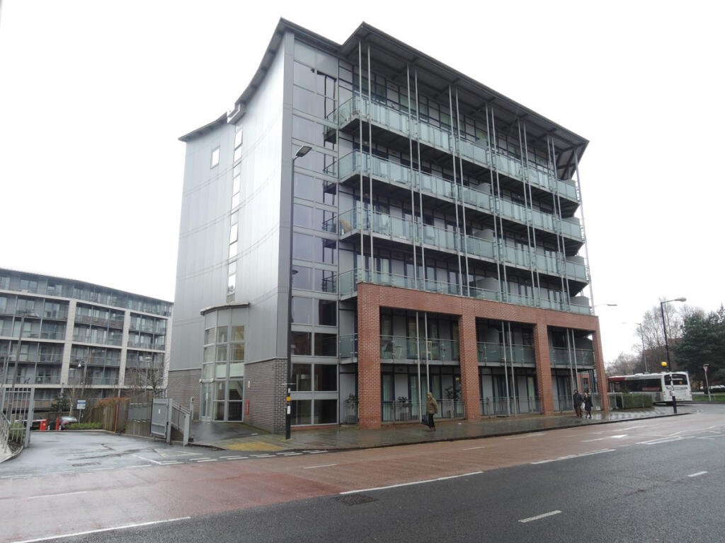 Main image of property: Bath Row, Birmingham, B15 2