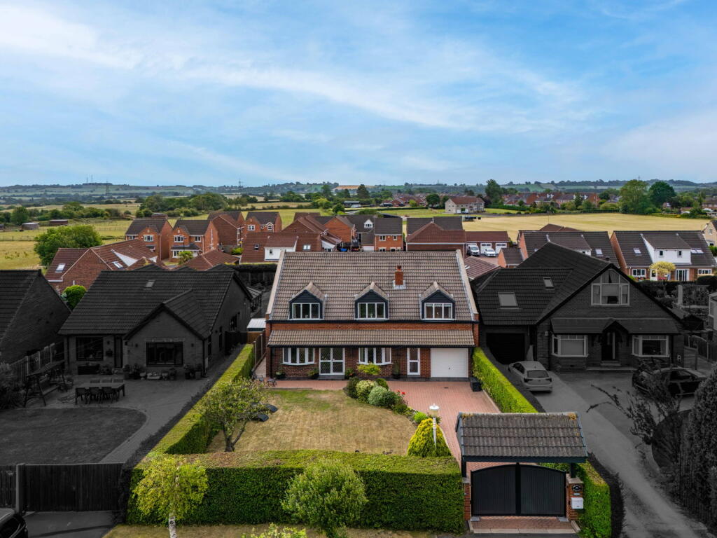 Main image of property: Moor Lane North, Ravenfield, Rotherham, S65 4LZ