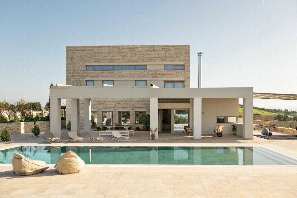 Main image of property: Epano Archanes, Iraklion, Crete