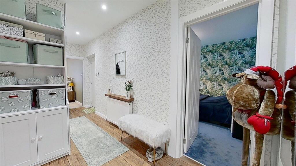 Additional property image - Barfield Park, Lancing, West Sussex, BN15