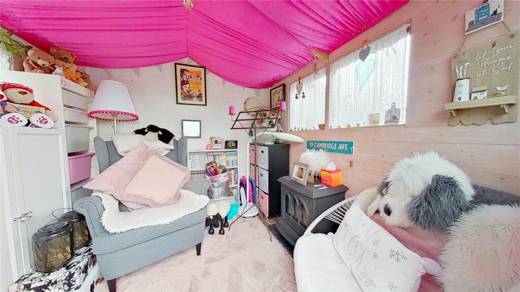 Additional property image - Barfield Park, Lancing, West Sussex, BN15