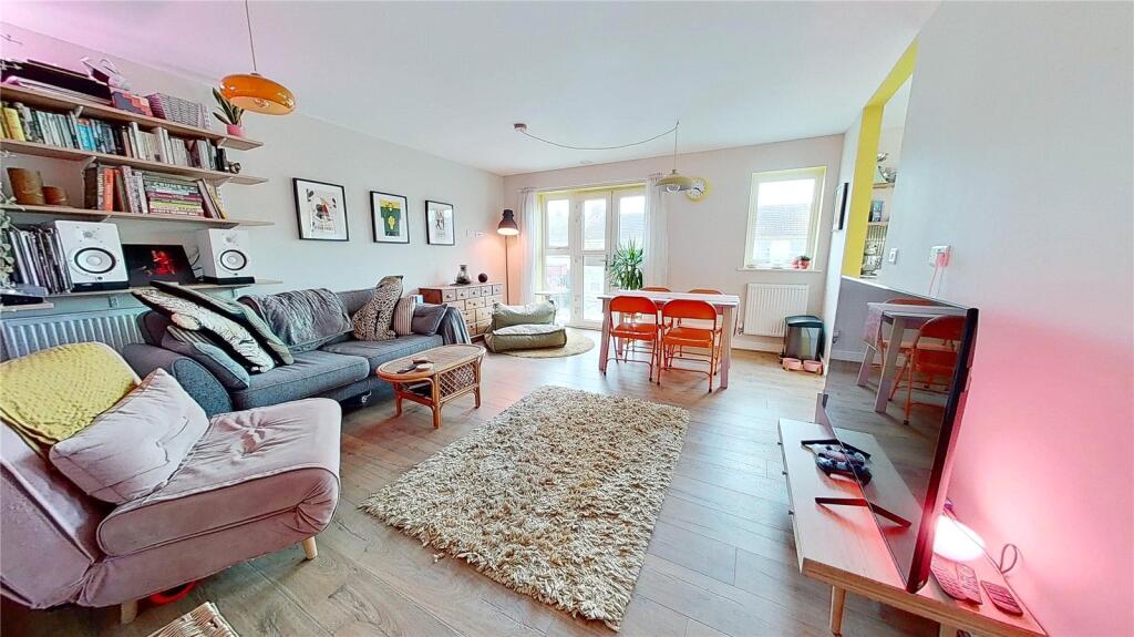 Additional property image - Regal House, 47 Penhill Road, Lancing, West Sussex, BN15
