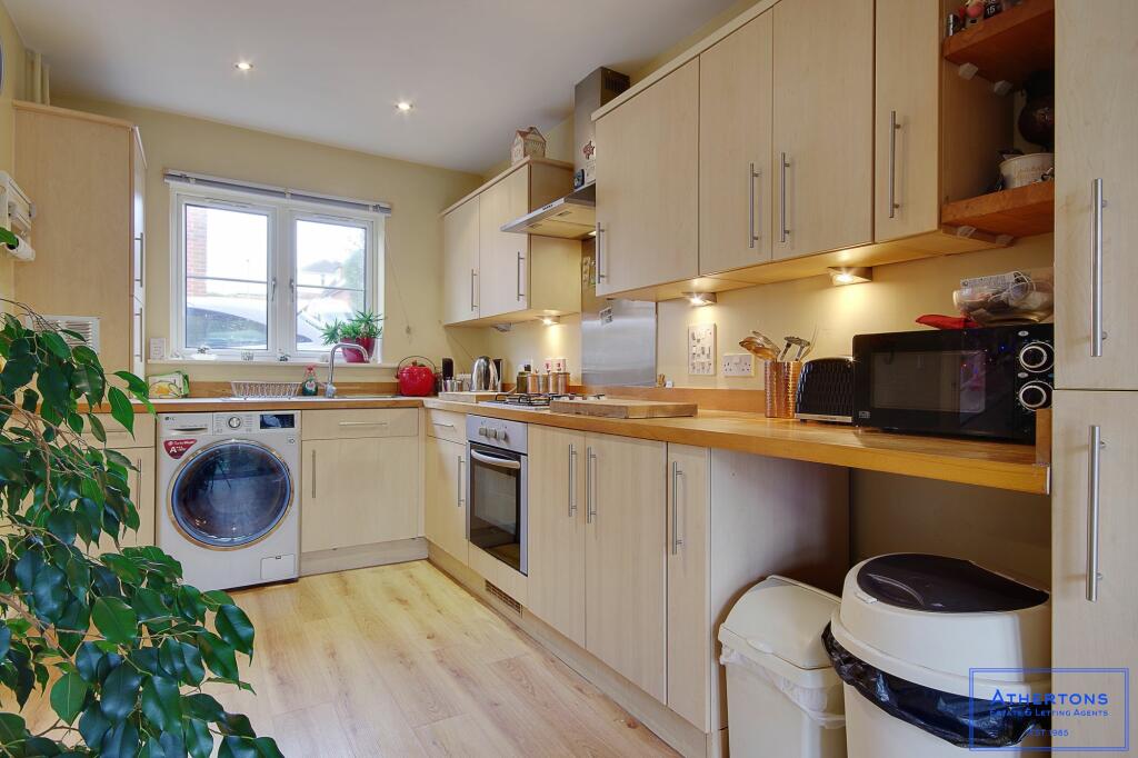 Additional property image - Wellow Gardens, Oakdale, Poole