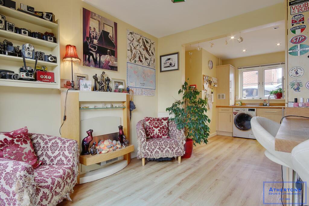 Additional property image - Wellow Gardens, Oakdale, Poole
