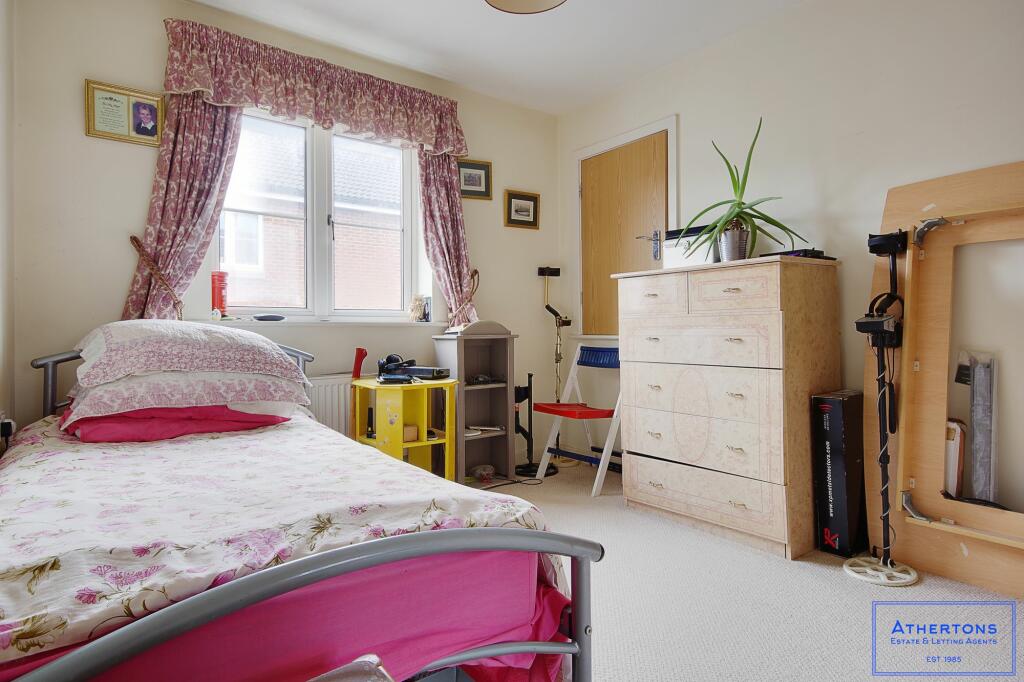 Additional property image - Wellow Gardens, Oakdale, Poole