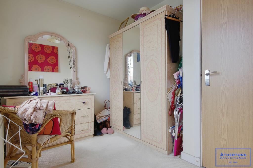 Additional property image - Wellow Gardens, Oakdale, Poole