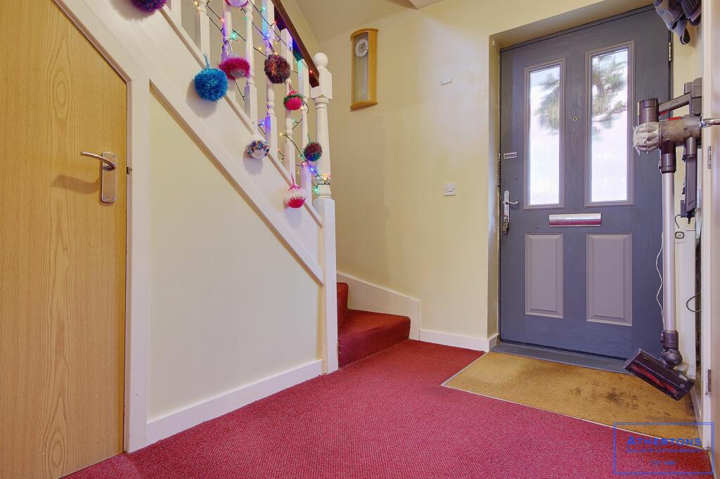 Additional property image - Wellow Gardens, Oakdale, Poole