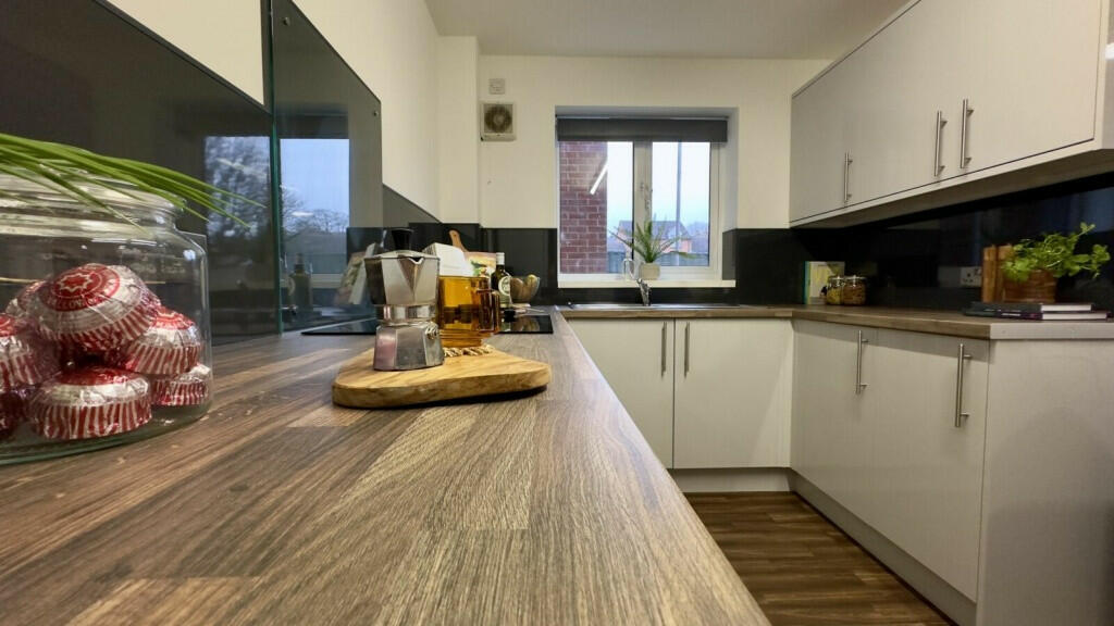 Additional property image - 17, Brookside, Derby DE1 3JY