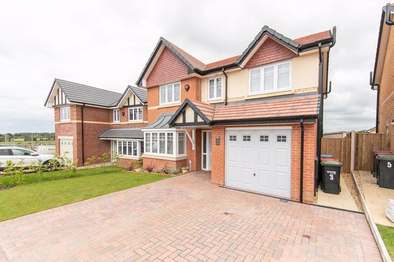 Main image of property: 3 Spinel Grove, Poulton-le-Fylde Lancs FY6 7YG