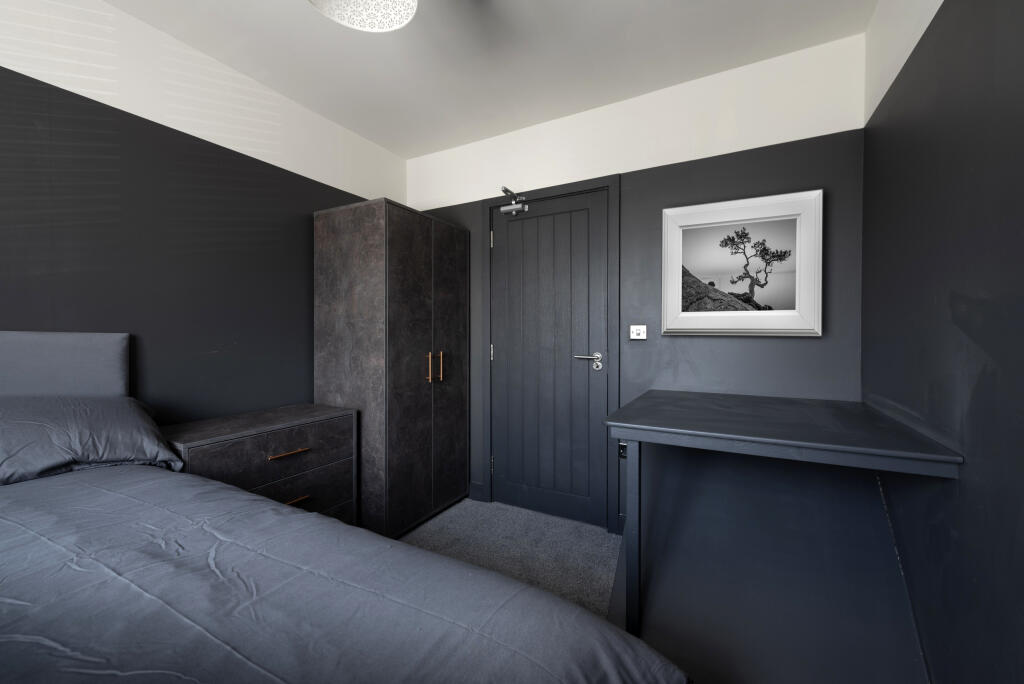 Additional property image - Hillsborough Road, Bristol