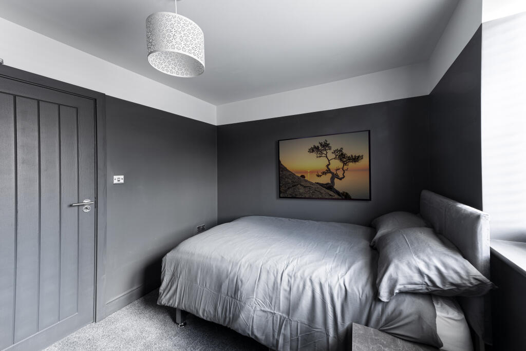 Additional property image - Hillsborough Road, Bristol