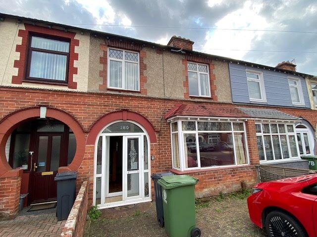 Main image of property: 180 Hawthorn Crescent, Cosham, Portsmouth, Hampshire, PO6 2TR