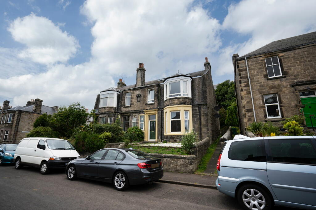 Main image of property: Brucefield Avenue, Dunfermline, KY11 4SY