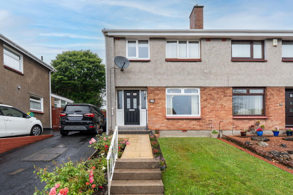 Main image of property: Annsmuir Place, Kirkcaldy, KY2 6HS