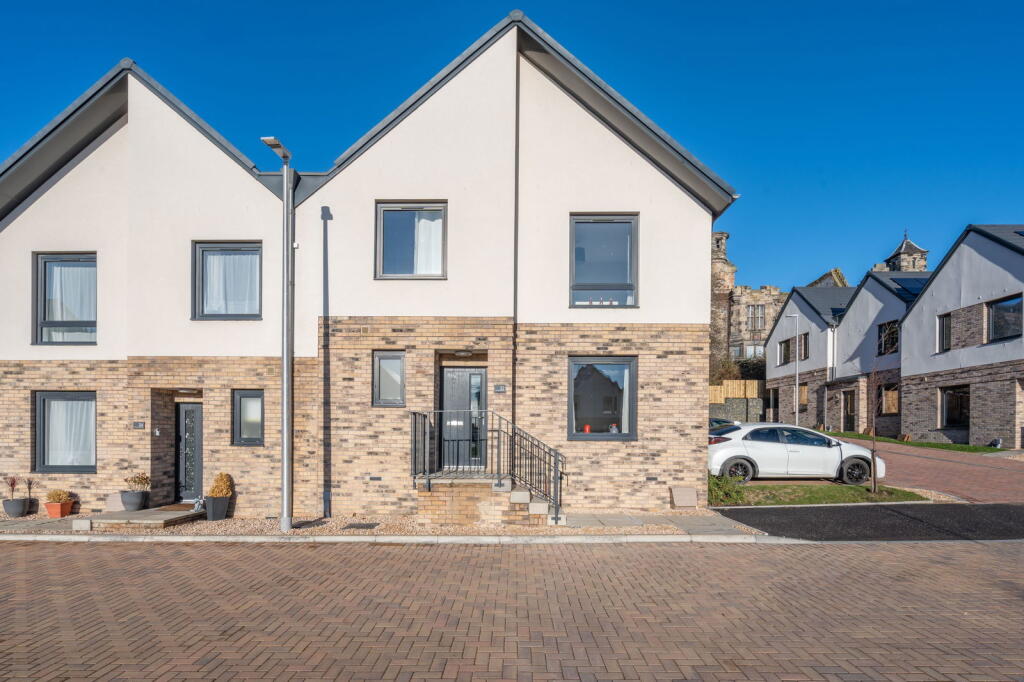 Main image of property: Kelhope View, Kirkcaldy , KY1 3BX