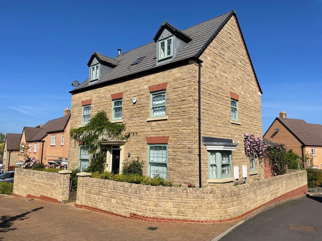 Main image of property: Masons Grove, North Leigh, OX29