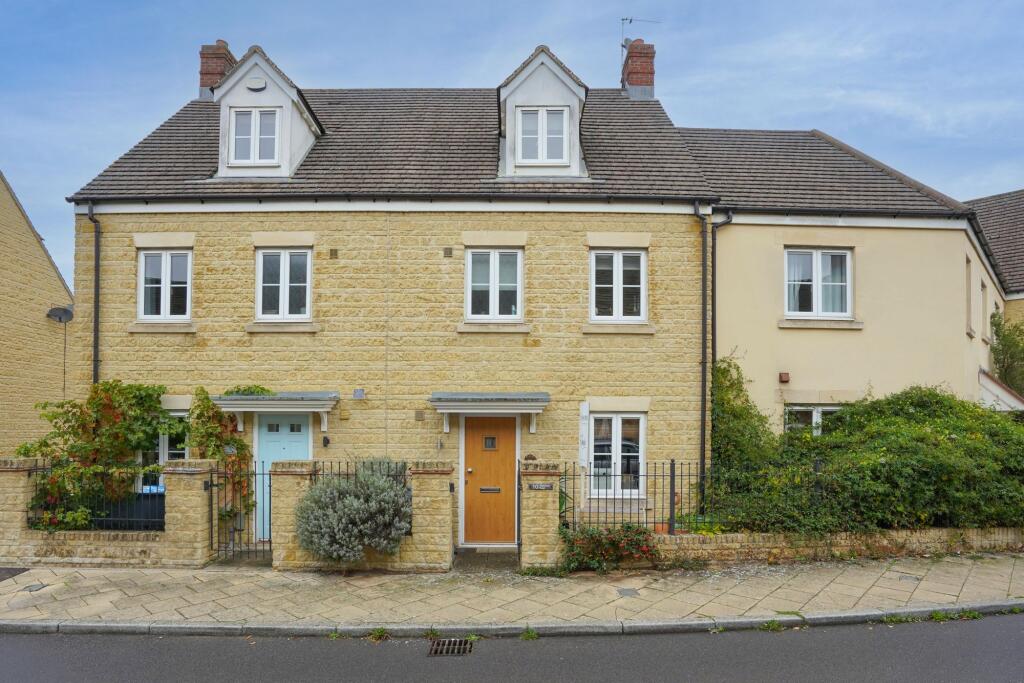 Main image of property: Waterford Road, Witney, OX28