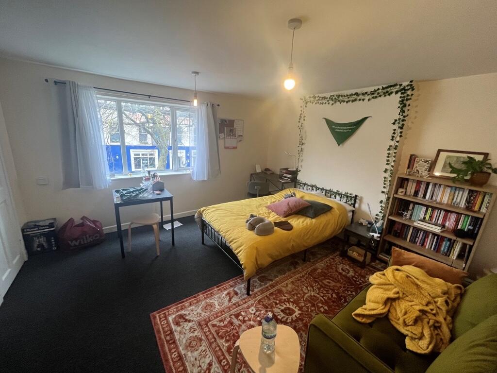 Main image of property: Gloucester Road, Bristol, BS7