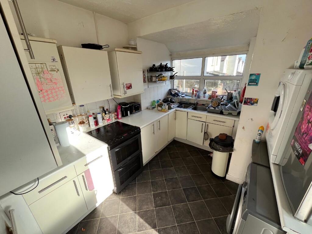 Main image of property: Gloucester Road, Bristol, BS7