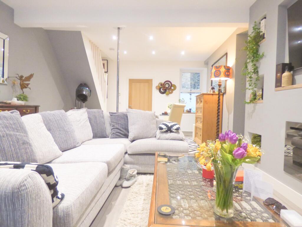Additional property image - Station Row, Pontyrhyl, Bridgend