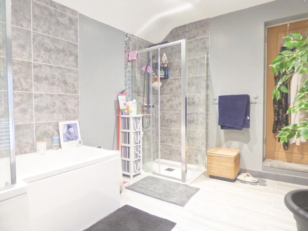 Additional property image - Station Row, Pontyrhyl, Bridgend