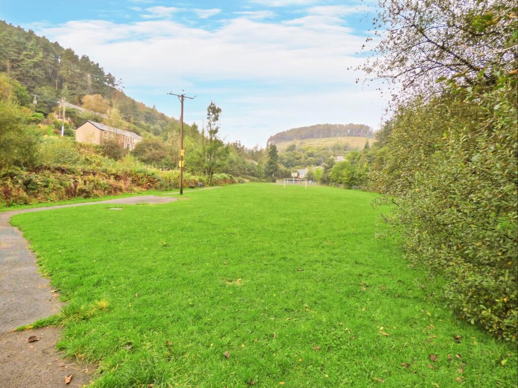 Additional property image - Station Row, Pontyrhyl, Bridgend