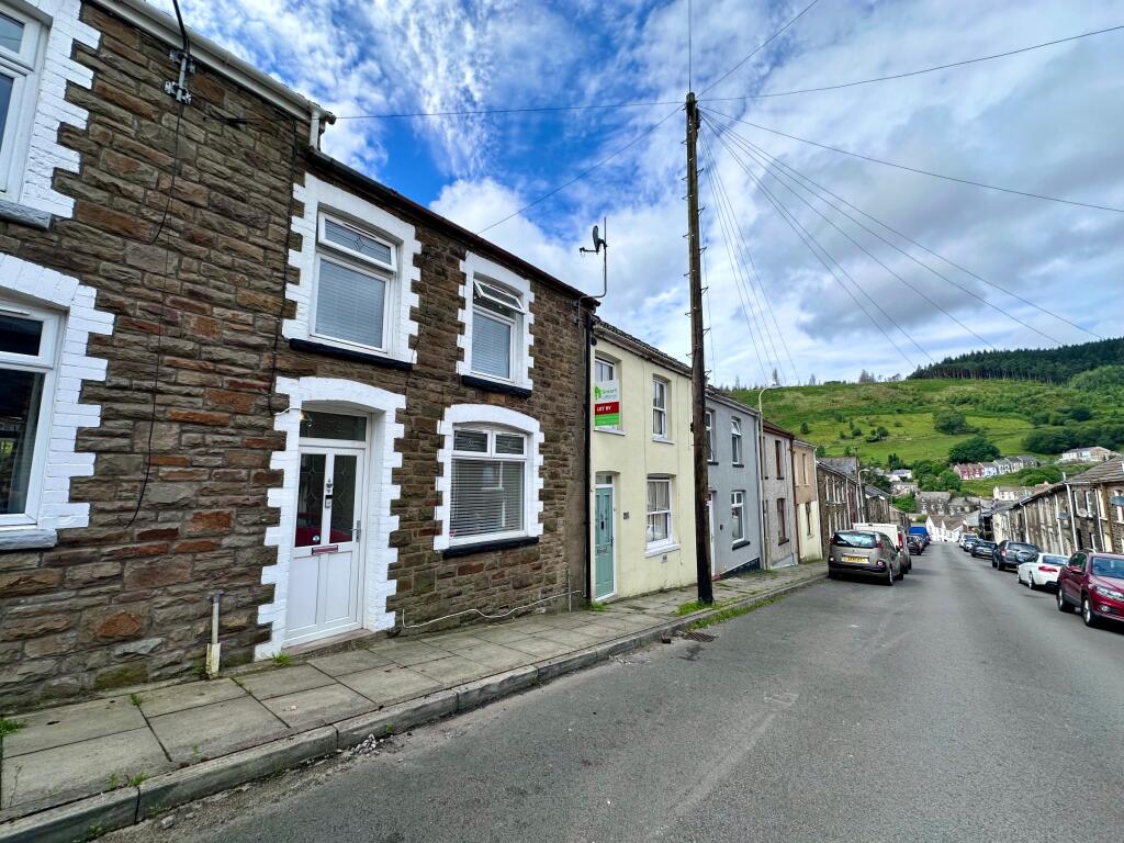 2 bedroom terraced house