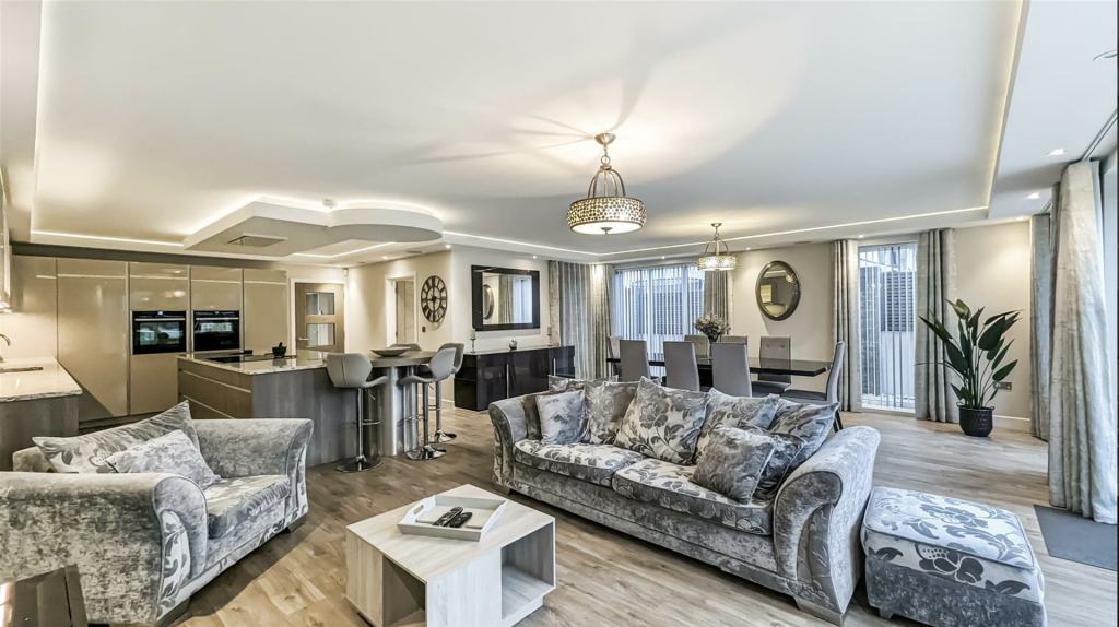 Additional property image - Sherwood Avenue, Whitecliff