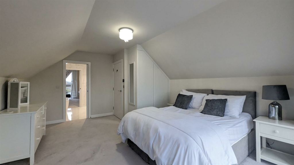 Additional property image - Sherwood Avenue, Whitecliff
