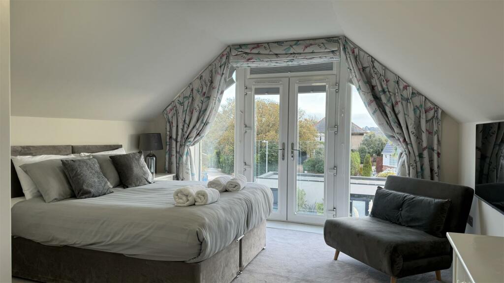 Additional property image - Sherwood Avenue, Whitecliff