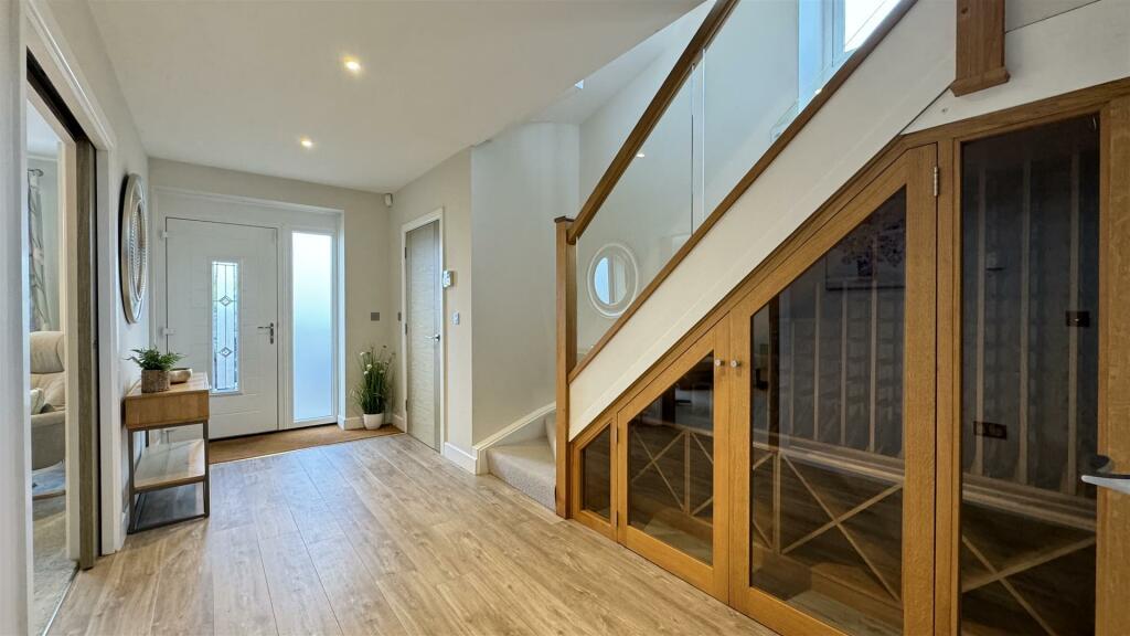 Additional property image - Sherwood Avenue, Whitecliff