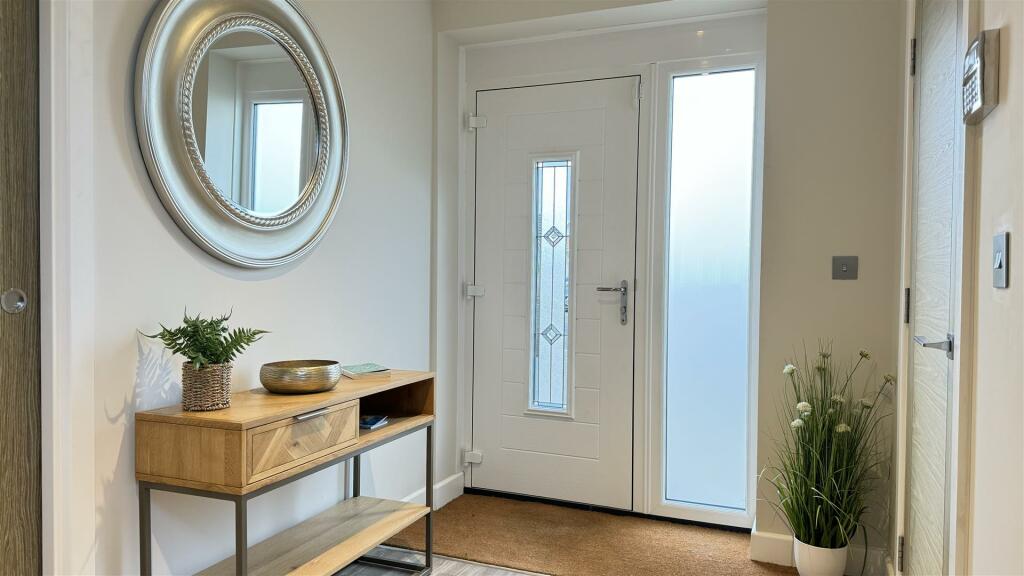 Additional property image - Sherwood Avenue, Whitecliff