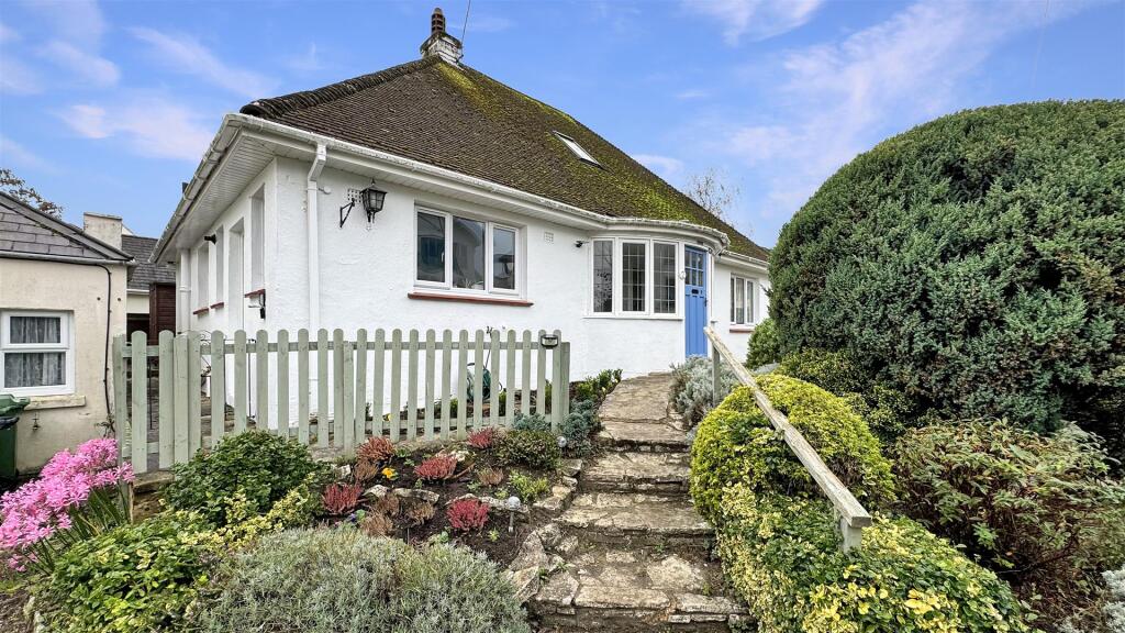 Main image of property: Old Coastguard Road, Sandbanks