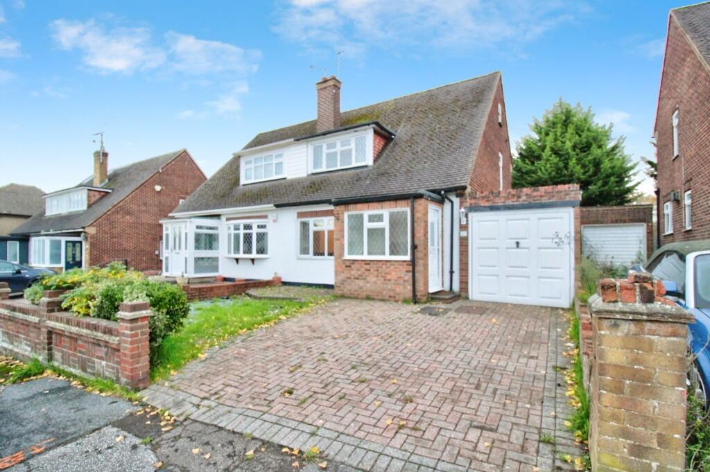 Main image of property: Shevon Way, Brentwood, Essex, CM14