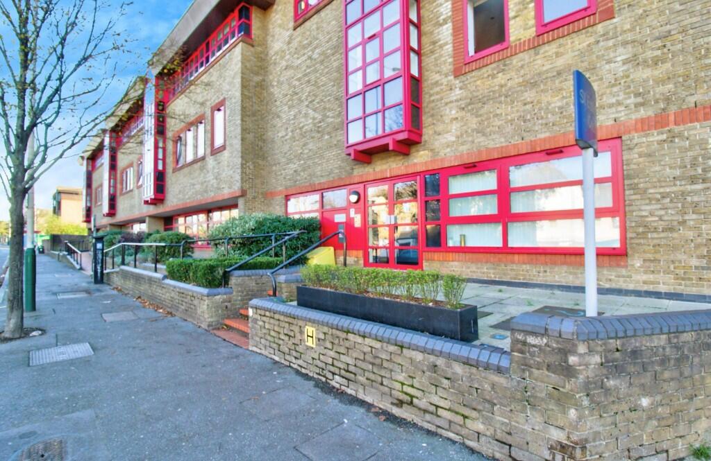 Main image of property: London Road, Romford, London, RM7